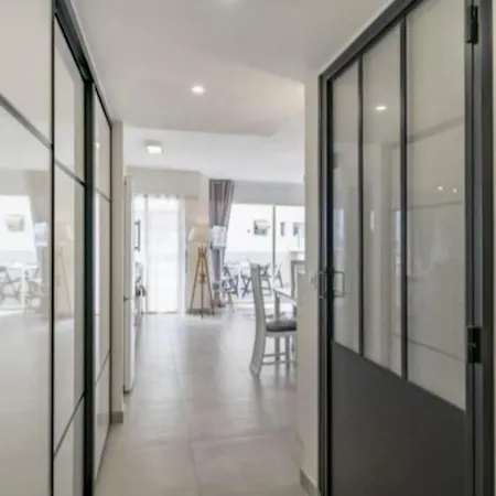 Magnifique Studio Au Pied Des Plages Cannes Exterior photo